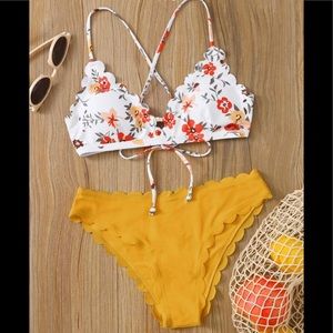 SHEIN Floral Scallop Trim Tie Back Bikini Swimsuit